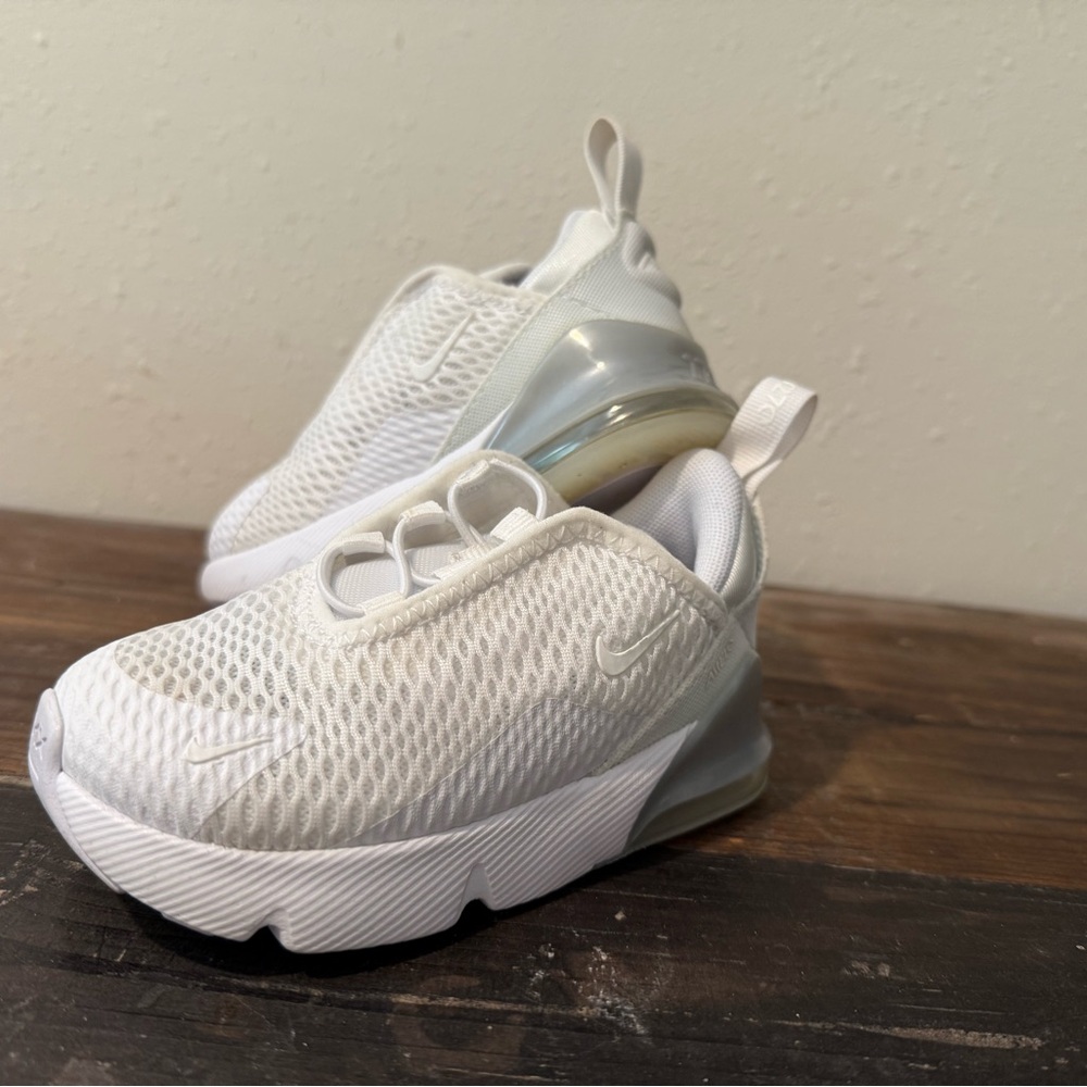 Nike Air Max 270
